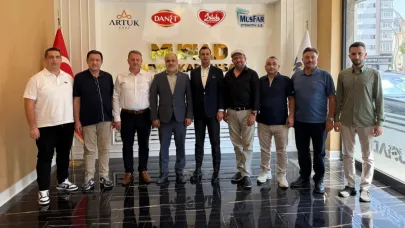 Sinanpaşa Kaymakamı Aslan’dan MÜSİAD Şube Başkanlığına Ziyaret