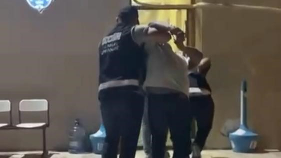 Eğlence Mekanında Silahlı Kavga: 2 Yaralı, 2 Gözaltı