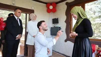 Vali Yiğitbaşı, Kafe Açılışında Özel Bir Ana Şahitlik Etti