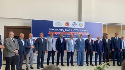 Afyonkarahisar’ın Araç Filosuna 8 Yeni Hizmet Aracı Katıldı