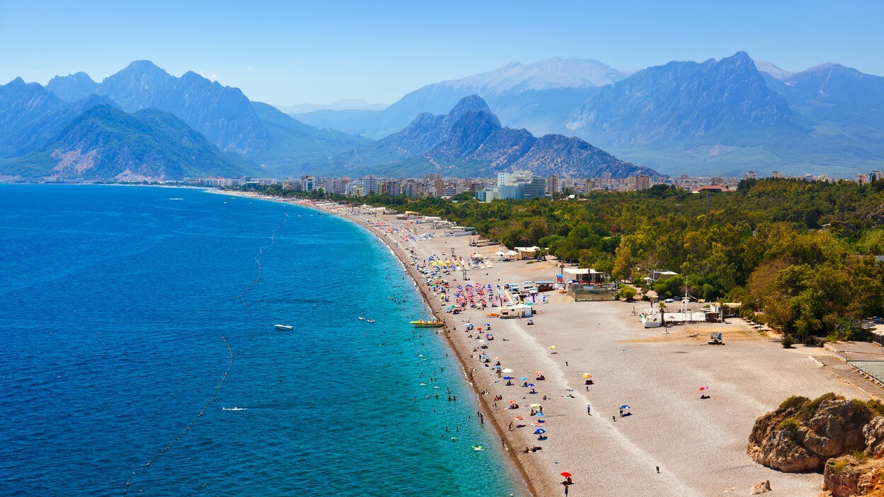 Antalya, Tüm Zamanların Günlük Ziyaretçi Rekorunu Kırdı