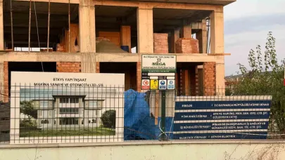 İnşaattan Düşen İşçi Hayatını Kaybetti