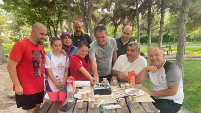 Müdür Sünnetci’den Avrupa Şampiyonu Yılmaz’a Sürpriz Kutlama