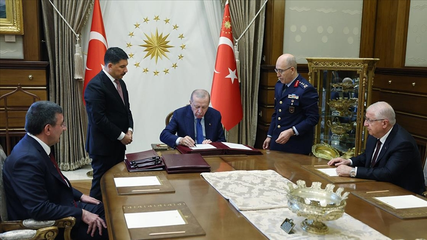 YAŞ Kararları Açıklandı: Yeni Genelkurmay Başkanı Selçuk Bayraktaroğlu Oldu