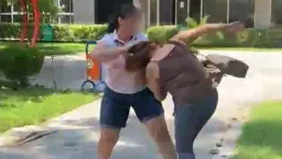 Kocasıyla Birlikte Parkta Bastığı Kadını Dövdü