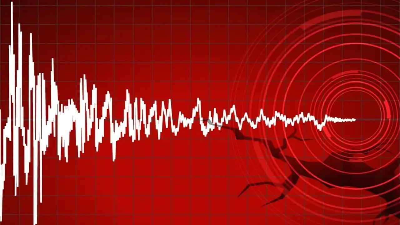 Balıkesir Sarsılmaya Devam Ediyor: Sındırgı’da 4 Büyüklüğünde Deprem