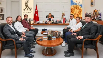Başkan Köksal, Jeofizik Mühendisleri İle Bir Araya Geldi