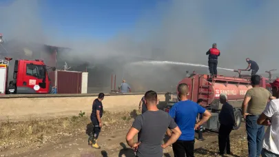 Sandıklı'da Samanlıkta Çıkan Yangın Söndürüldü