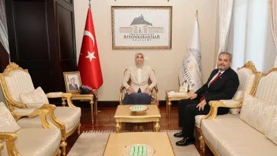 Vali Yiğitbaşı, Farklı Kesimlerden Konuklarını Makamında Ağırladı
