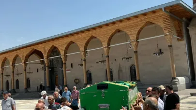MÜSİAD Yönetimi, Taşbaş’ın Cenaze Namazında Hazır Bulundu