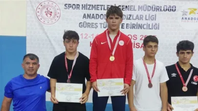 Afyonlu Güreşçiler Türkiye Finallerinden Madalya ile Döndü