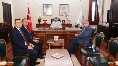 Vali Yiğitbaşı, Karayolları Yetkililerini Makamında Ağırladı