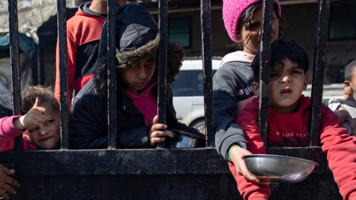 Gazze’de Son 24 Saatte Biri Çocuk 11 Sivil Açlıktan Hayatını Kaybetti