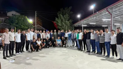 AK Gençlik, Askere Gidecek Gençlerin Gururuna Ortak Oldu