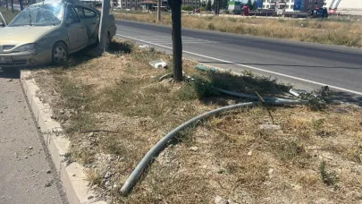 Afyonkarahisar'da Tır ve Otomobil Çarpıştı: Bir Kişi Yaralandı