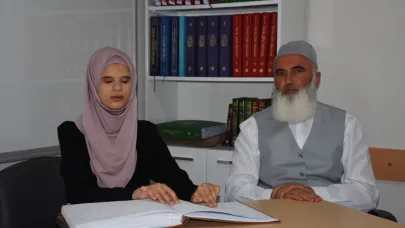 Görme Engelli Aynur, Hafızlık Sınavına Hazırlanıyor