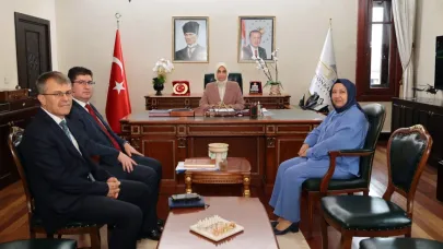 Afyonkarahisar’da Hayvan Barınakları ve Doğal Yaşam Alanları Masaya Yatırıldı