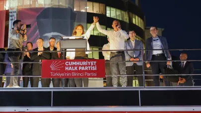 CHP Lideri Özgür Özel, Başkan Köksal’ı “Gerçek Topuklu Efe” Olarak Örnek Gösterdi