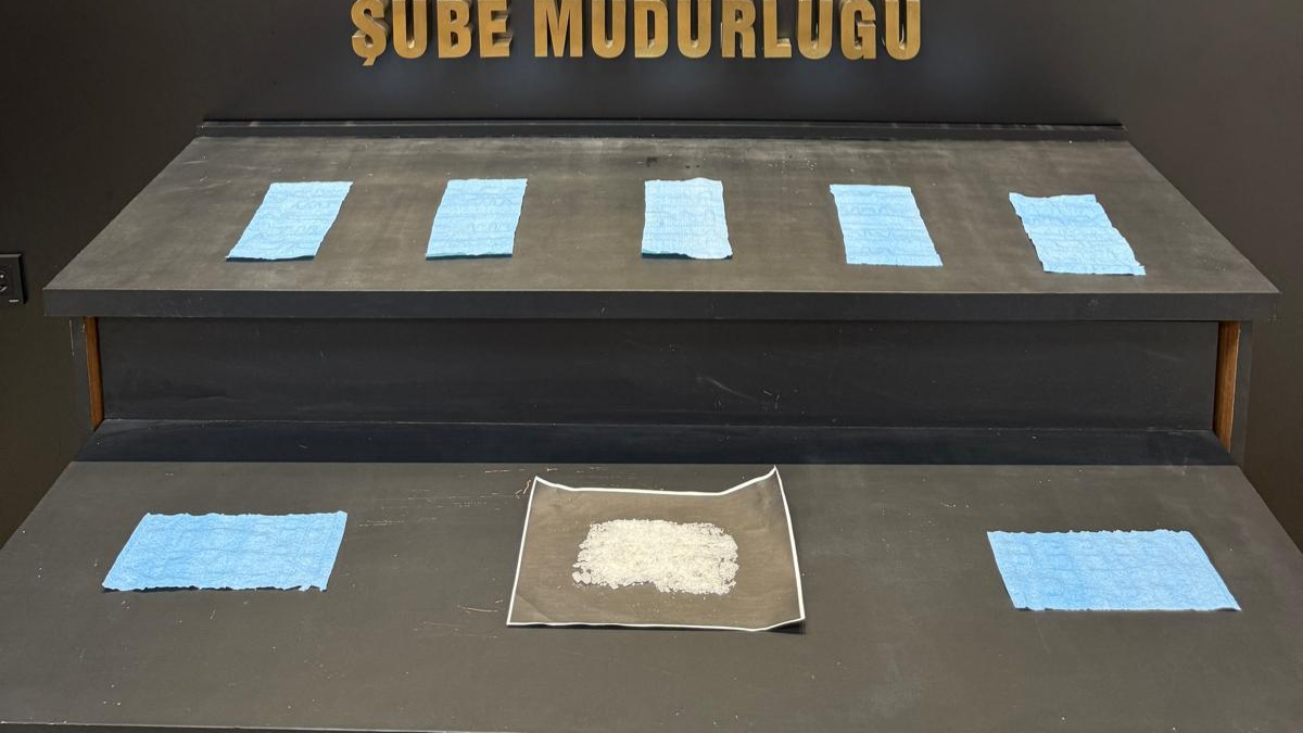 Otogarda Uyuşturucu Operasyonu: İki Kişi Tutuklandı