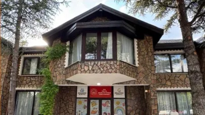Bolvadin'de Çalışan Anneler İçin Müjdeli Haber: Modern Kreş Hizmete Açıldı