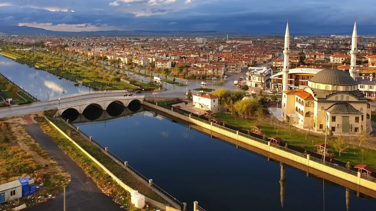 Afyon’daki Tarihi Camiler ve Türbeler