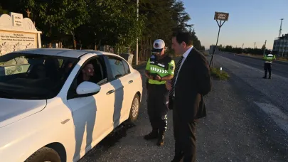 Kaymakam Türker, Yol Kontrol Uygulamasını Denetledi