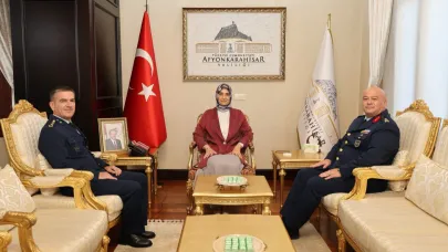 Vali Yiğitbaşı’ndan Üs Komutanlarına Kabul ve Başarı Dileği