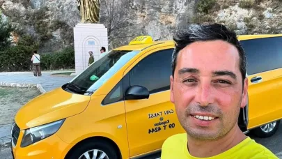 Taksici Bıçaklı Saldırıda Hayatını Kaybetti