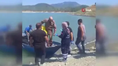 Burdur’da Eğitim Uçağı Karacaören Barajı’na Düştü: 2 Kişi Kurtarıldı
