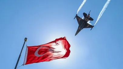 SOLOTÜRK’ten Kocatepe Semalarında Nefes Kesen Gösteri