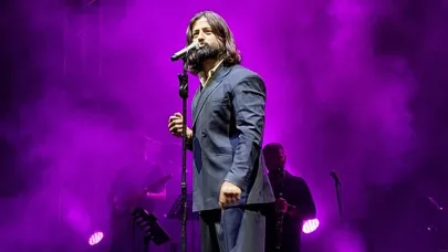 Koray Avcı'nın Tavrı Zafer Haftası’na Yakışmadı!