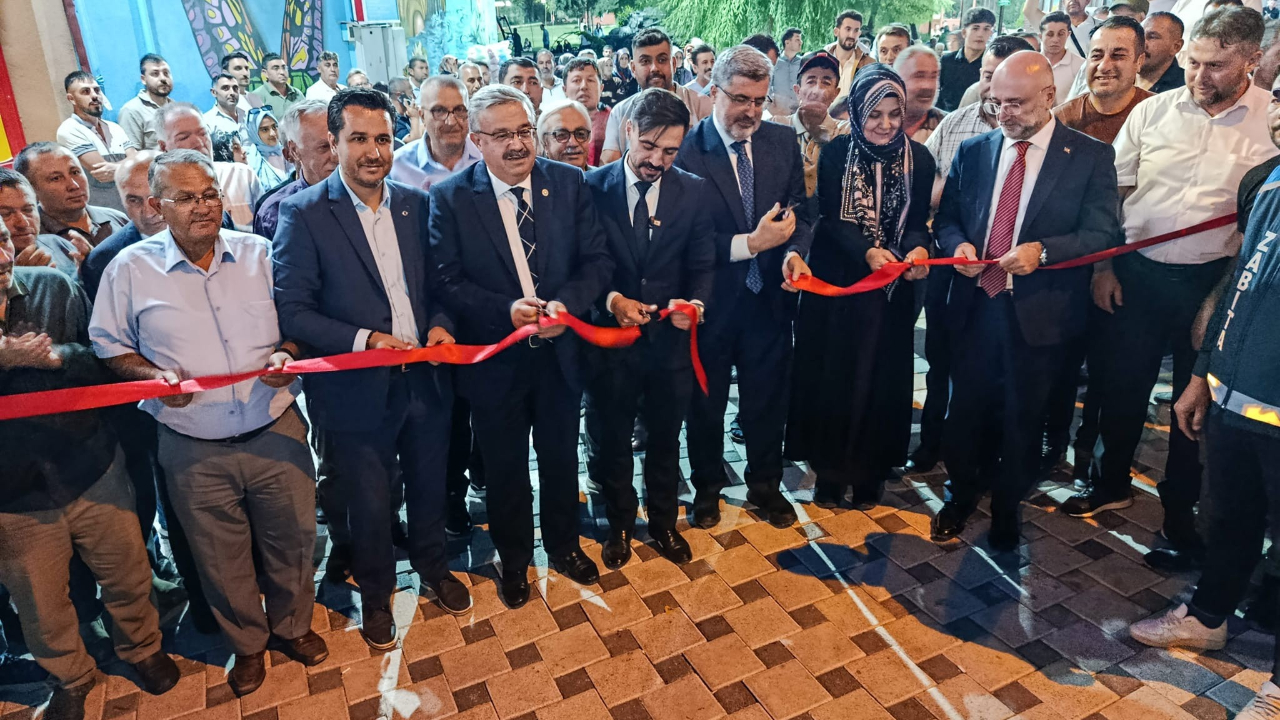Gazlıgöl’de Yeni Park Ve Çay Bahçesi Halkın Hizmetine Açıldı