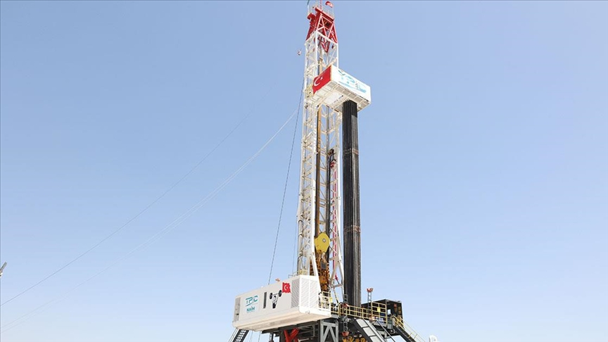 İki Yerli Petrol Sondaj Kulesi Göreve Başladı