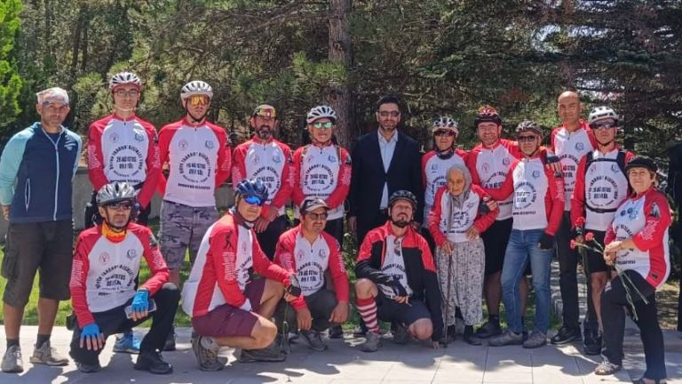 Büyük Taarruz Bisiklet Turu Coşkuyla Başladı