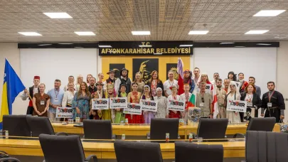 Farklı Kültürler Afyonkarahisar'da Buluştu