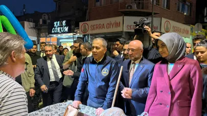 İçişleri Bakanı Yerlikaya Afyonkarahisar’da Esnafı Dinledi