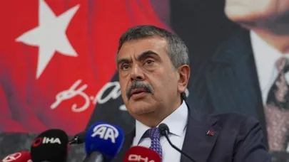 Bakan Tekin: 200 Milyon Ders Kitabı Öğrencilerin Masasında Hazır Olacak