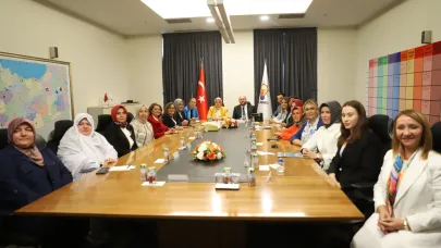 AK Parti Kadın Kolları'ndan Kadın Belediye Başkanlarıyla İstişare Toplantısı