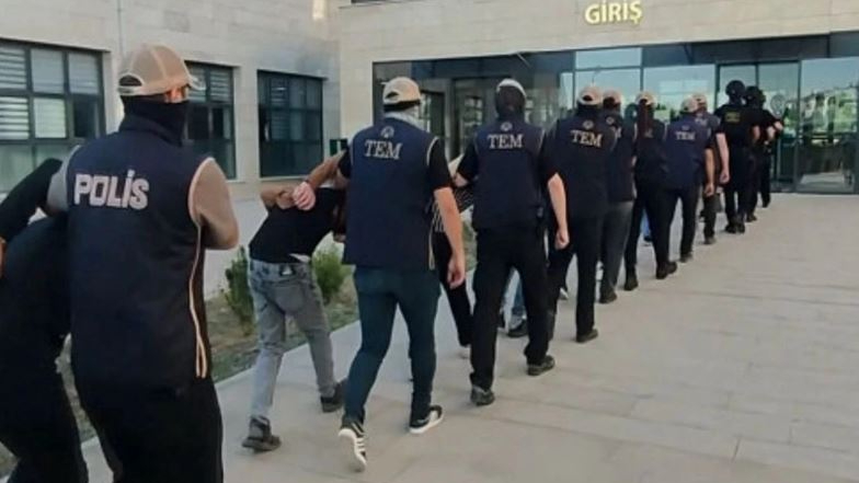 Afyonkarahisar’da 5 İlçede Rüşvet Operasyonu: 15 Gözaltı