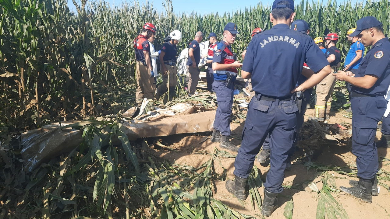 Eğitim Uçağı Düştü: 1 Pilot Hayatını Kaybetti