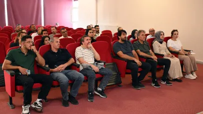 TÖMER, Uluslararası Öğrenciler İçin “Etkili İletişim” Eğitimi Düzenledi