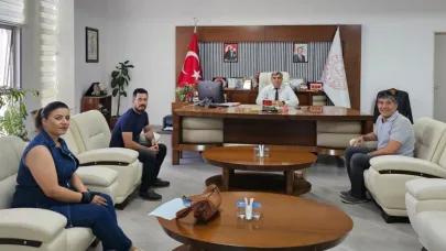 Sandıklı Gardaş Yarenler Derneği’nden Müdür Sünnetçi’ye Anlamlı Ziyaret