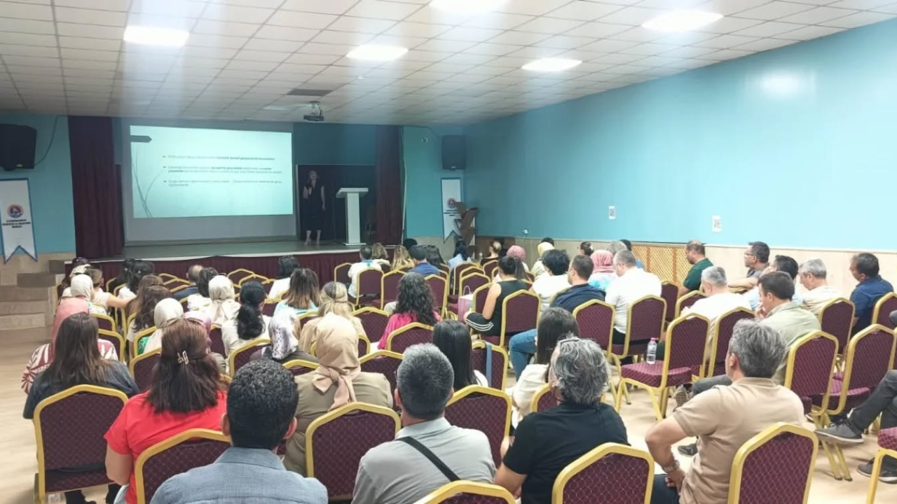 Afyonkarahisar RAM'dan Öğretmenlere "Bilinçli Başlangıç, Sağlıklı Nesiller" Eğitimi