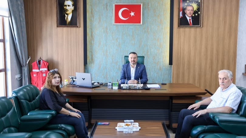 Huzurevi Müdüresi’nden Başkan Öztaş’a Nezaket Ziyareti