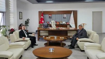 Başkan Kaya'dan Müdür Sünnetci'ye Ziyaret
