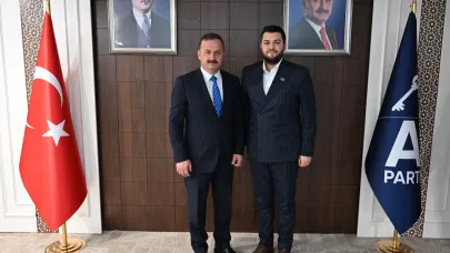 Afyon'da Anahtar Parti İl Başkanlığında Sürpriz Ayrılık