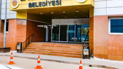 Afyonkarahisar Belediyesi'nden Bilgi Evleri Açıklaması: Dönüşüm Kararının Gerekçesi Açıklandı