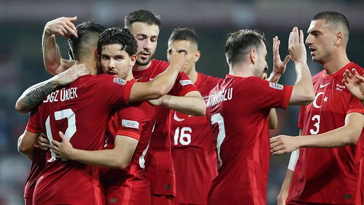 10 Kişilik Türkiye, Gürcistan’da Geri Döndü: 3‑1’lik Deplasman Zaferi!