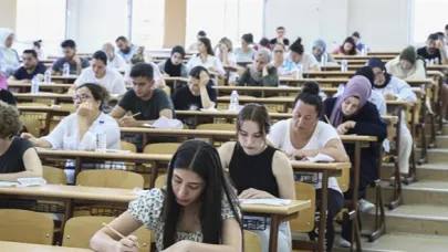 KPSS Maratonu Başladı: 402 Bin Aday Sınav Salonlarında