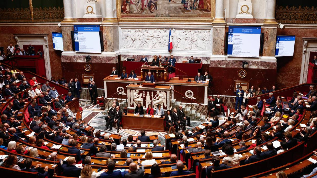 Fransa'da Güvenoyu Alamayan François Bayrou Hükümeti Düştü